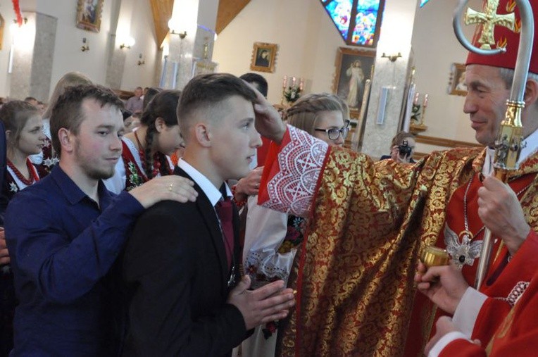 Bierzmowanie w Ochotnicy Górnej