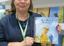 Iwona Taida Drózd spisała baśnie z Emiratów. Ukazały się po polsku, angielsku i arabsku.