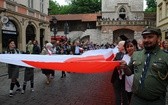 Bicie rekordu długości flagi narodowej Kraków 2018 - cz. 1