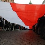 Bicie rekordu długości flagi narodowej Kraków 2018 - cz. 1