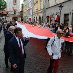 Bicie rekordu długości flagi narodowej Kraków 2018 - cz. 1