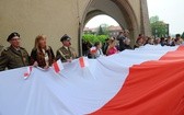 Bicie rekordu długości flagi narodowej Kraków 2018 - cz. 1