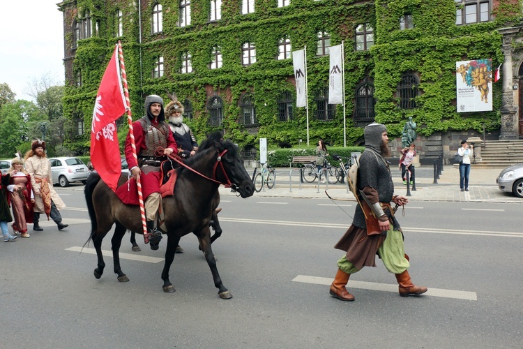 "Biało-czerwona Niepodległa", czyli Dzień Flagi we Wrocławiu