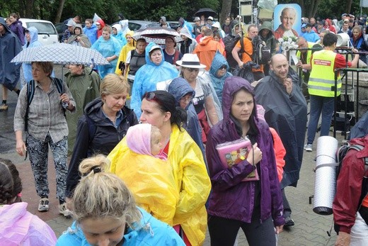 Łagiewniccy pielgrzymi na trasie - 3. dzień - 2018