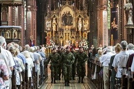 Bp Jan Kopiec: Podobieństwo do dziejów narodu wybranego jest jasne i klarowne