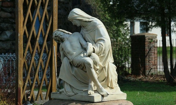 Pieta stanęła w miejscu gdzie spłonął Najświętszy Sakrament