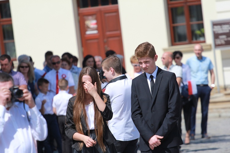 Pomnik Paderewskiego w Ciężkowicach