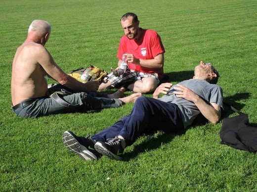 Tańce i odpoczynek na boisku w Wysokiej - 2018