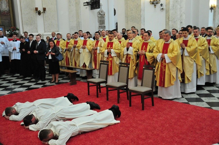 Święcenia diakonatu w bazylice Narodzenia NMP w Chełmie