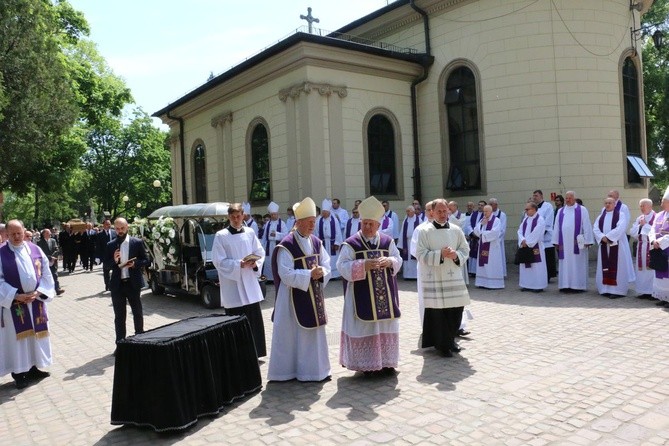 Pogrzeb ks. Krzysztofa T. Sojki