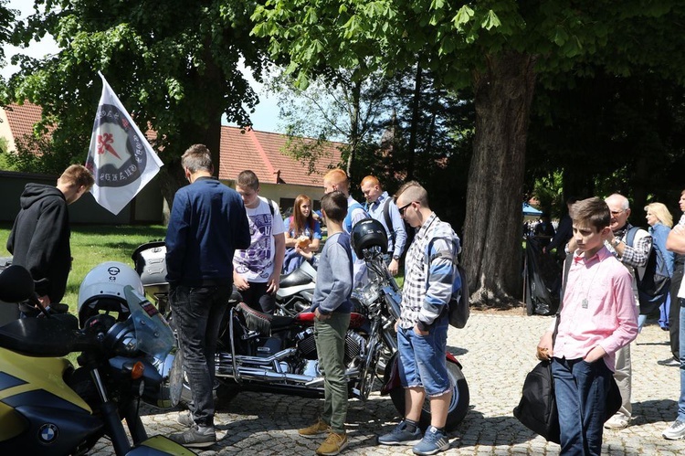 Paradyż - pielgrzymka służby liturgicznej