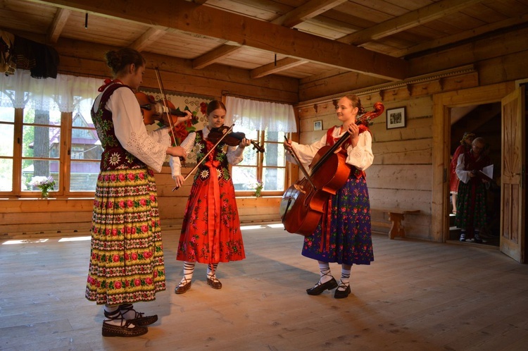 Niedziela z podhalańskim folklorem 