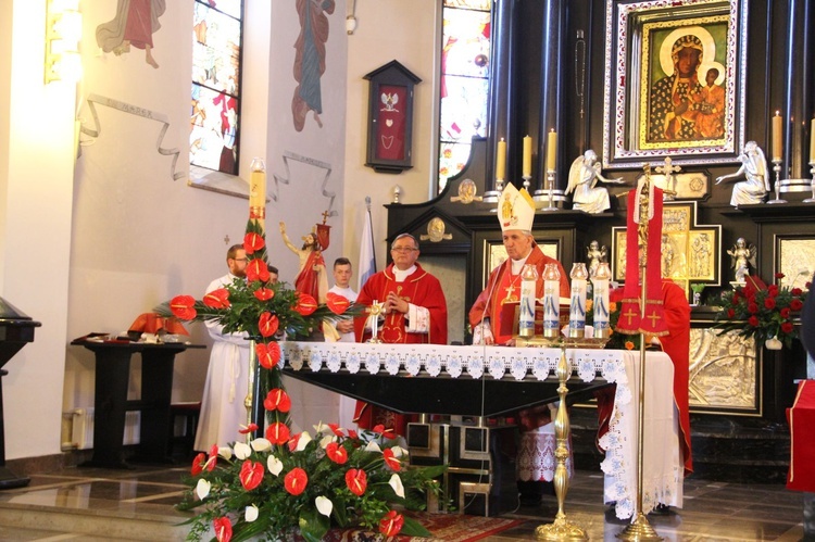 Bierzmowanie w Borzęcinie Dolnym 