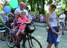 Marsz przeszedł  sprzed kościoła Podwyższenia Krzyża Świętego na rynek.