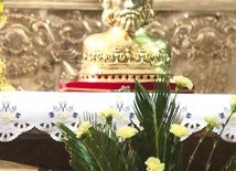 	Uroczystościom w katedrze towarzyszyła zabytkowa herma – relikwiarz św. Zygmunta.