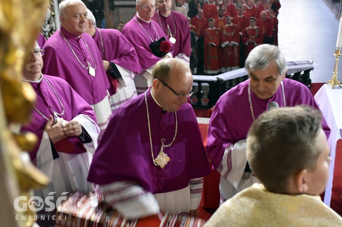 Odpust diecezjalny i 10. rocznica święceń bp. Adama Bałabucha