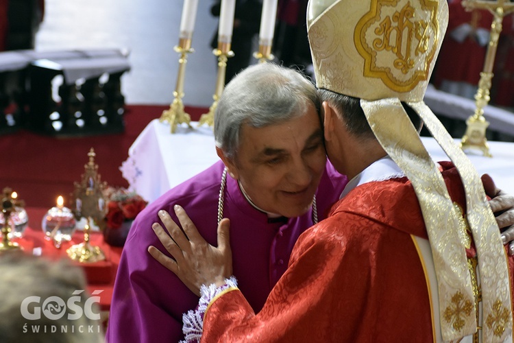 Odpust diecezjalny i 10. rocznica święceń bp. Adama Bałabucha