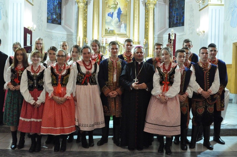 Bierzmowanie w Podegrodziu