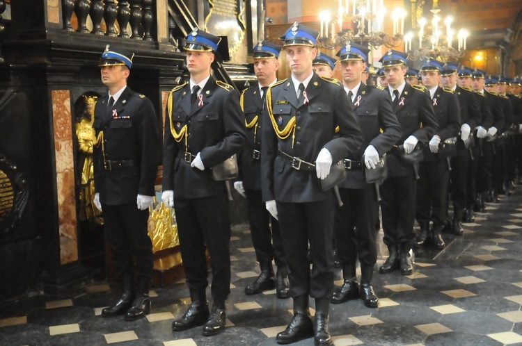 Małopolski Dzień Strażaka na Rynku Głównym 