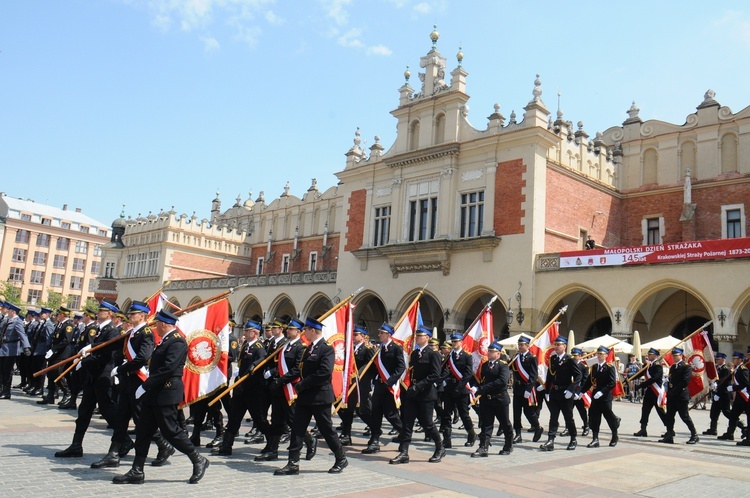 Małopolski Dzień Strażaka na Rynku Głównym 