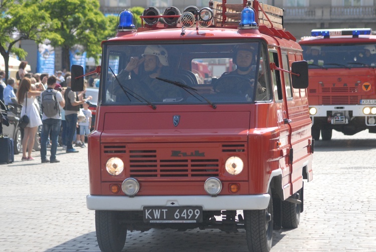 Małopolski Dzień Strażaka na Rynku Głównym 