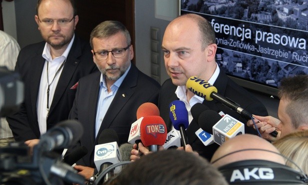 Zofiówka: lustro wody opada