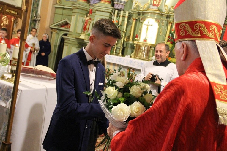 Bierzmowanie w Mikluszowicach