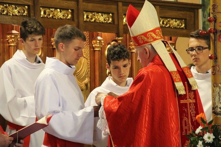 Bierzmowanie w Mikluszowicach