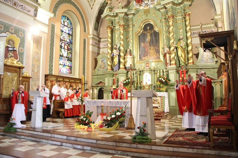 Bierzmowanie w Mikluszowicach