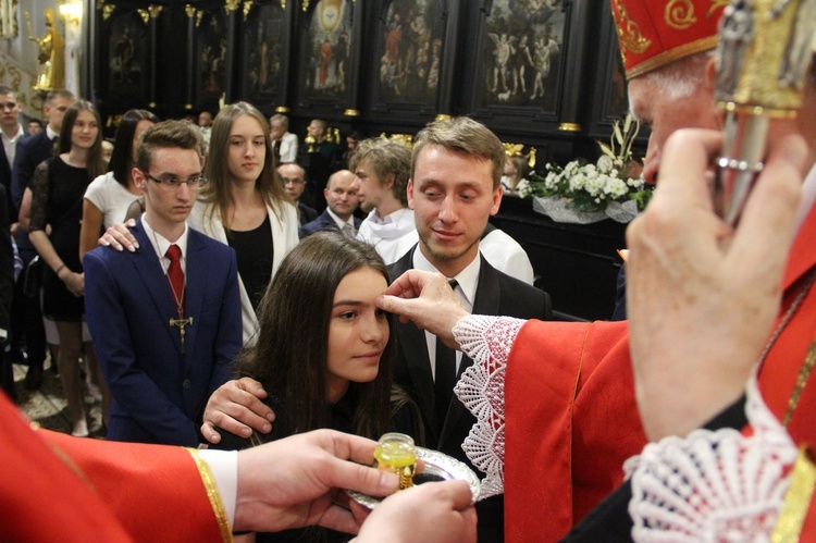 Bierzmowanie w bocheńskiej bazylice