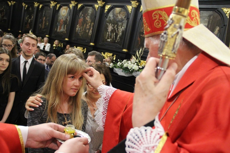 Bierzmowanie w bocheńskiej bazylice