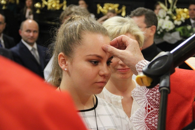 Bierzmowanie w bocheńskiej bazylice