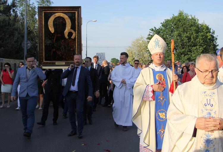 Maryja w gościnie w Miedzeszynie