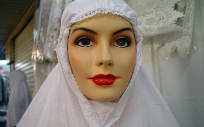 Manekin w hidżabie