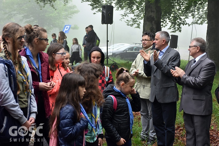 XIV Pielgrzymka Wałbrzyskiej Młodzieży na Chełmiec