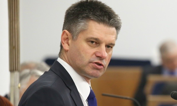 Sąd: Nie było racjonalnych powodów do zatrzymania Jacka Kapicy