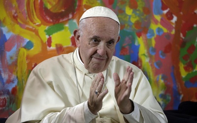 Papież: Kluczowa rola dziennikarstwa w epoce mediów społecznościowych