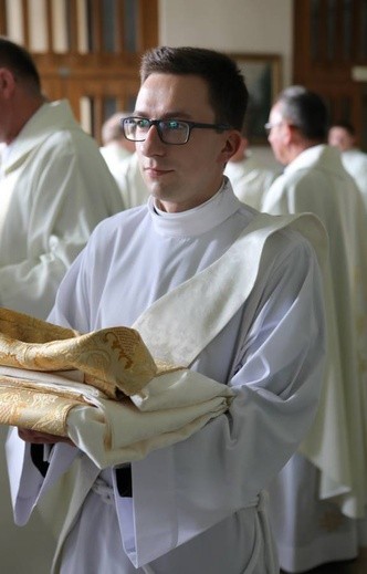 Święcenia kapłańskie w katowickiej katedrze cz.1