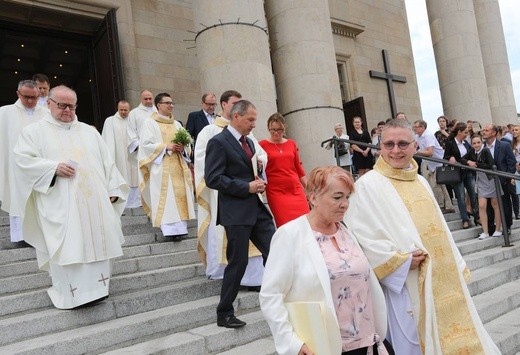 Święcenia kapłańskie w katowickiej katedrze cz.3