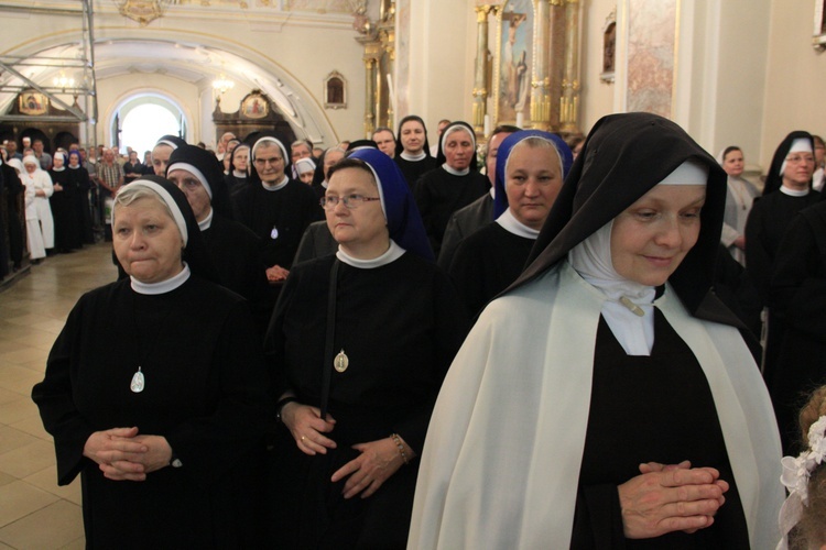 Pielgrzymka sióstr, braci i ojców zakonnych