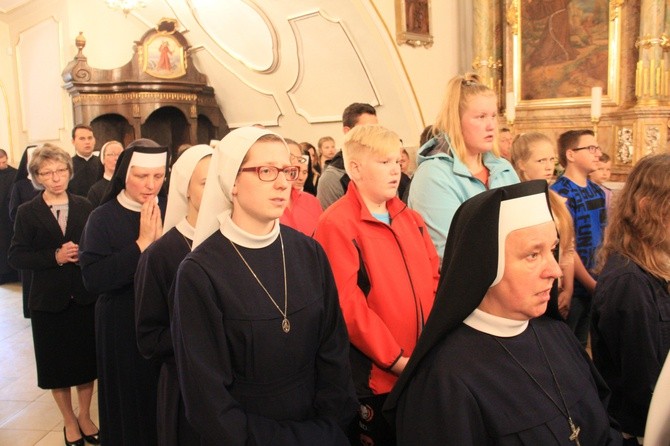 Pielgrzymka sióstr, braci i ojców zakonnych