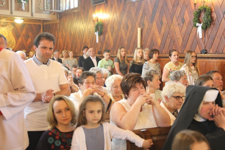 Poświęcenie kościoła i ołtarza w Żabnicy