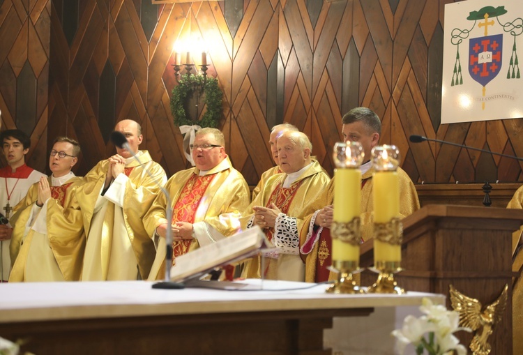 Poświęcenie kościoła i ołtarza w Żabnicy