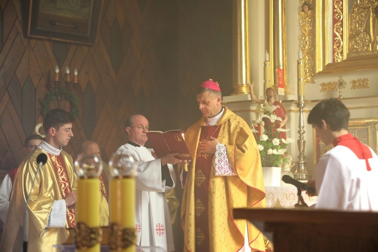 Poświęcenie kościoła i ołtarza w Żabnicy