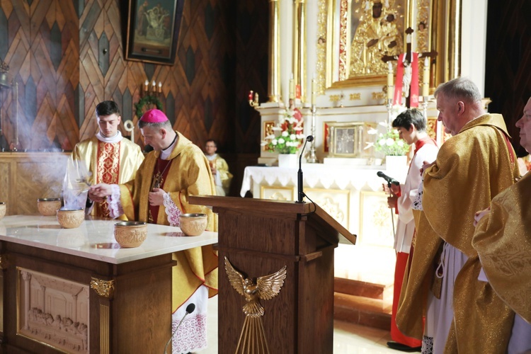 Poświęcenie kościoła i ołtarza w Żabnicy