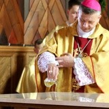 Poświęcenie kościoła i ołtarza w Żabnicy