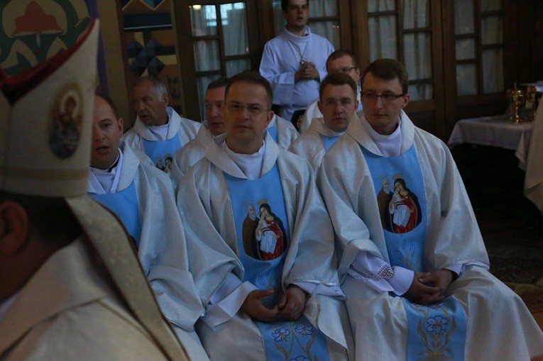 Pielgrzymka DSM do Chorzelowa