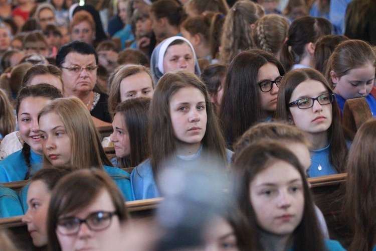 Pielgrzymka DSM do Chorzelowa