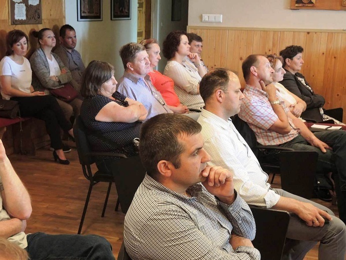 Konferencja "Sycharu" w Rychwałdzie