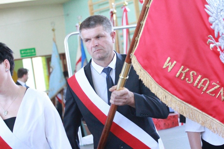 Sztandar św. Kingi w Książnicach